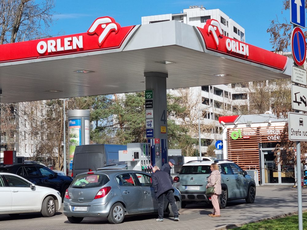 Poľsko zatiaľ neeviduje zvýšený záujem slovenských vodičov o tankovanie