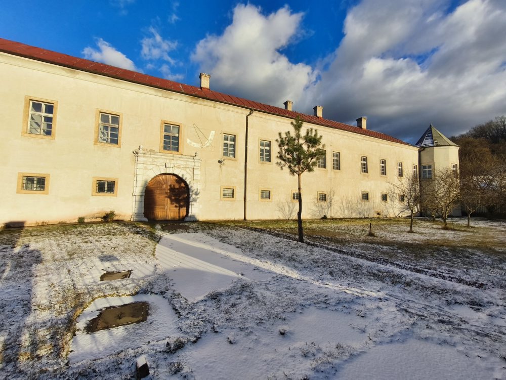 Pálffyovský kaštieľ v obci Plavecké Podhradie