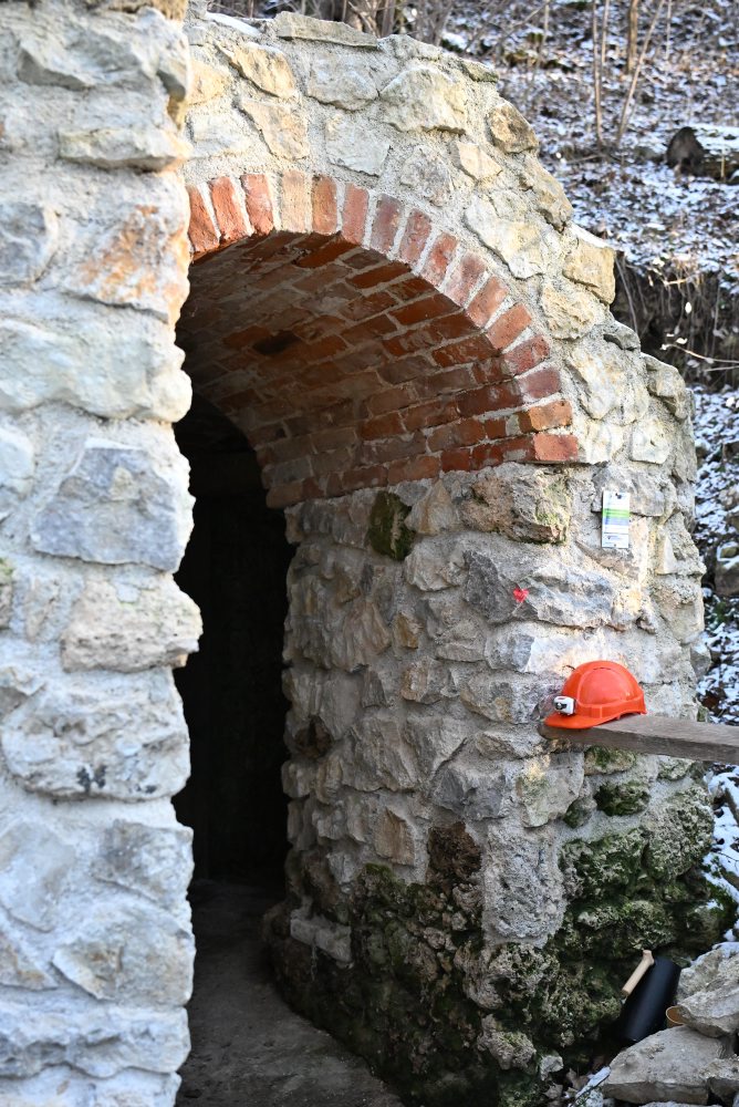 Plavecká jaskyňa je najstaršia sprístupnená jaskyňa na Slovensku