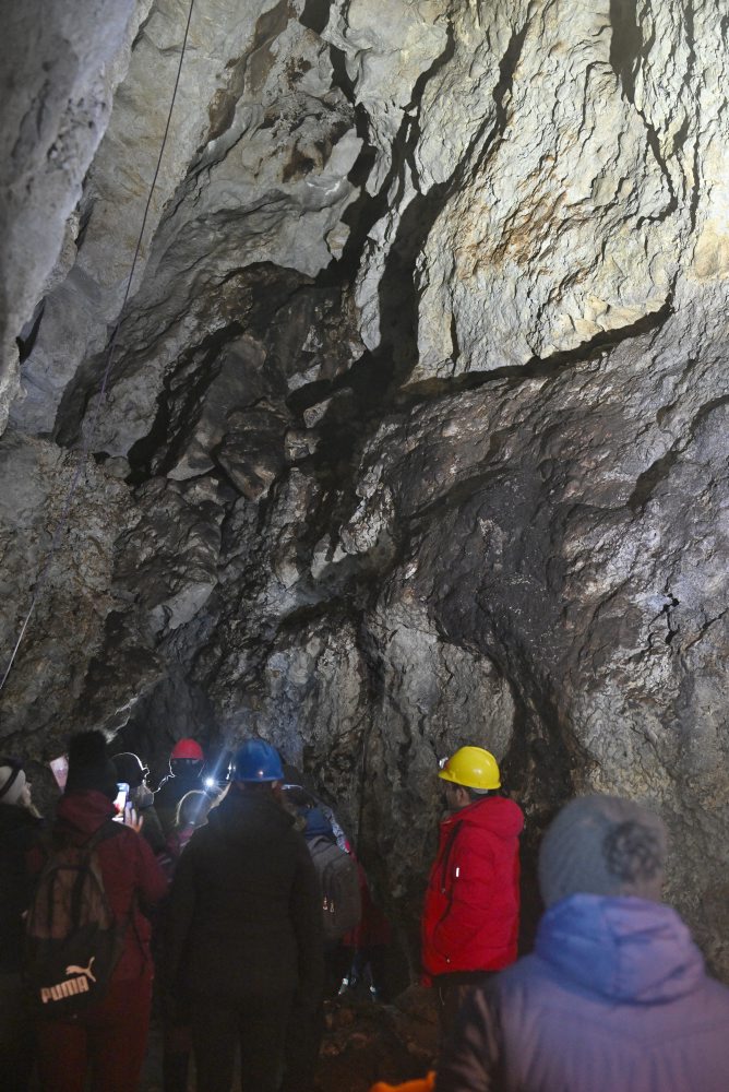 Plavecká jaskyňa je najstaršia sprístupnená jaskyňa na Slovensku