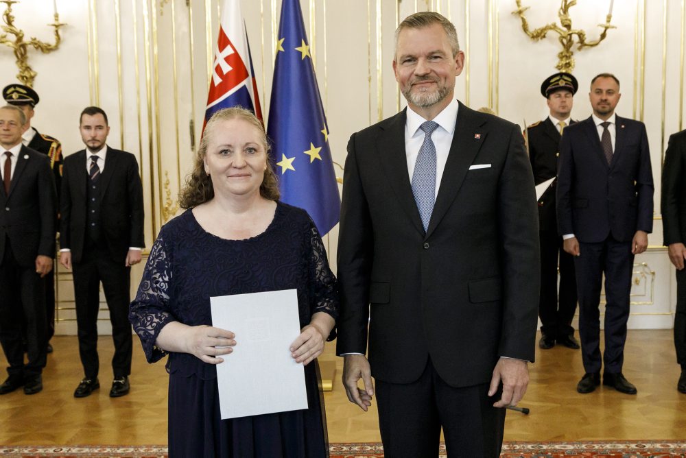 Prezident SR Peter Pellegrini vymenoval 30 nových profesoriek a profesorov vysokých škôl