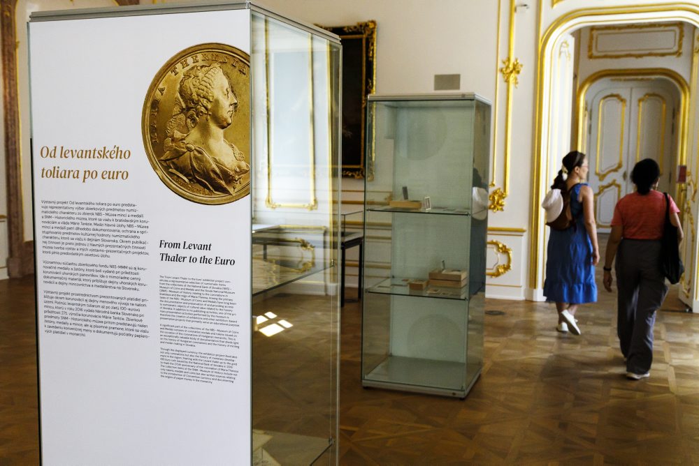 Výstava Od levantského toliara po euro na Bratislavskom hrade