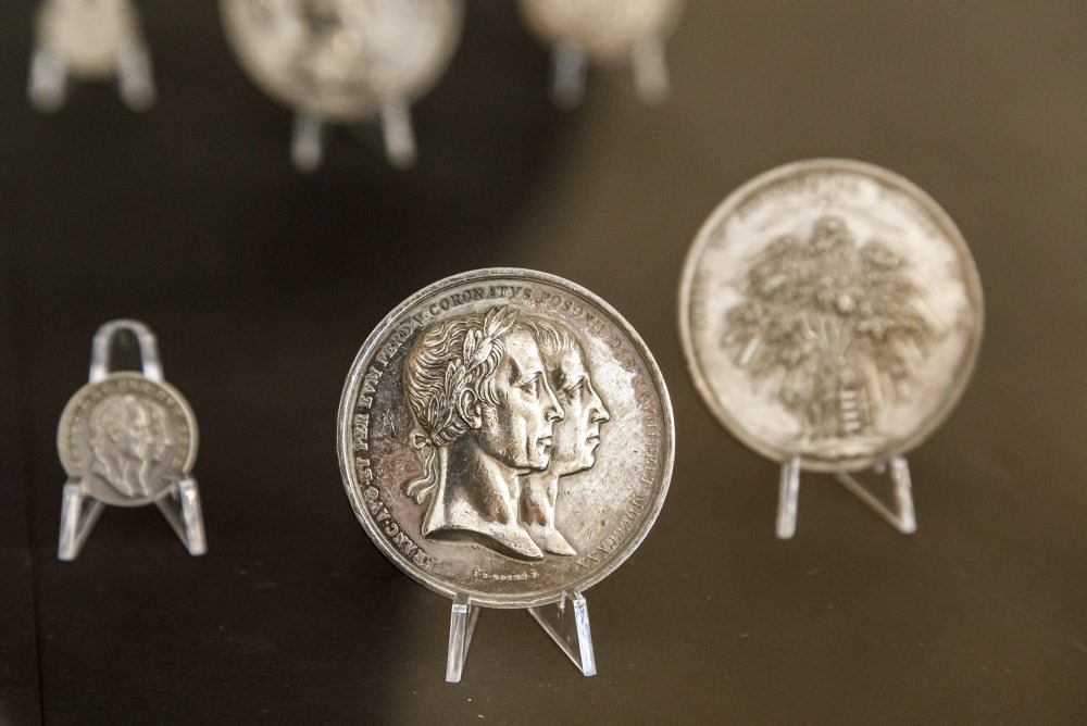 Výstava Od levantského toliara po euro na Bratislavskom hrade