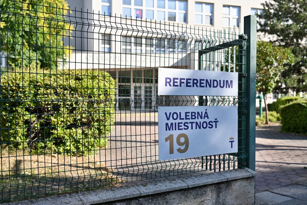 Referendum o zrušení doživotnej renty a obnove Úradu špeciálnej prokuratúry a Národnej kriminálnej agentúry v Trnave 