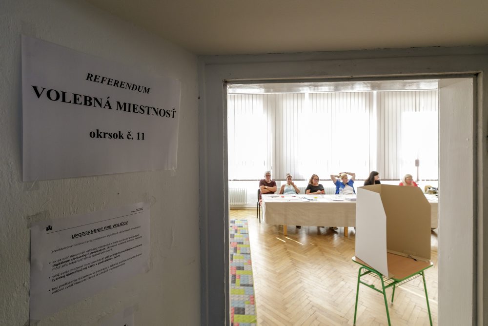 Referendum o zrušení doživotnej renty a obnove Úradu špeciálnej prokuratúry a Národnej kriminálnej agentúry
