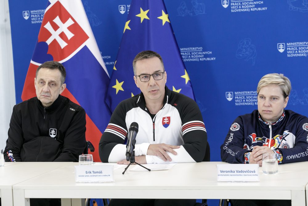 Zriadenie športového centra pre parašportovcov a deafšportovcov pod Ministerstvom práce, sociálnych vecí a rodiny
