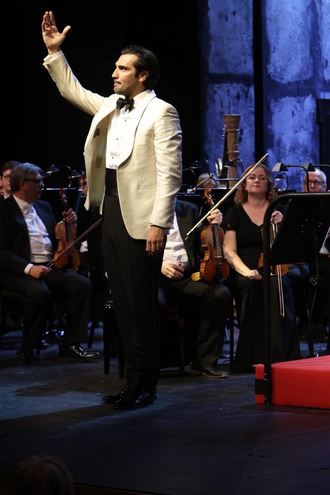 Svetoznámy tenorista Jonathan Tetelman vystúpil prvýkrát v Bratislave 