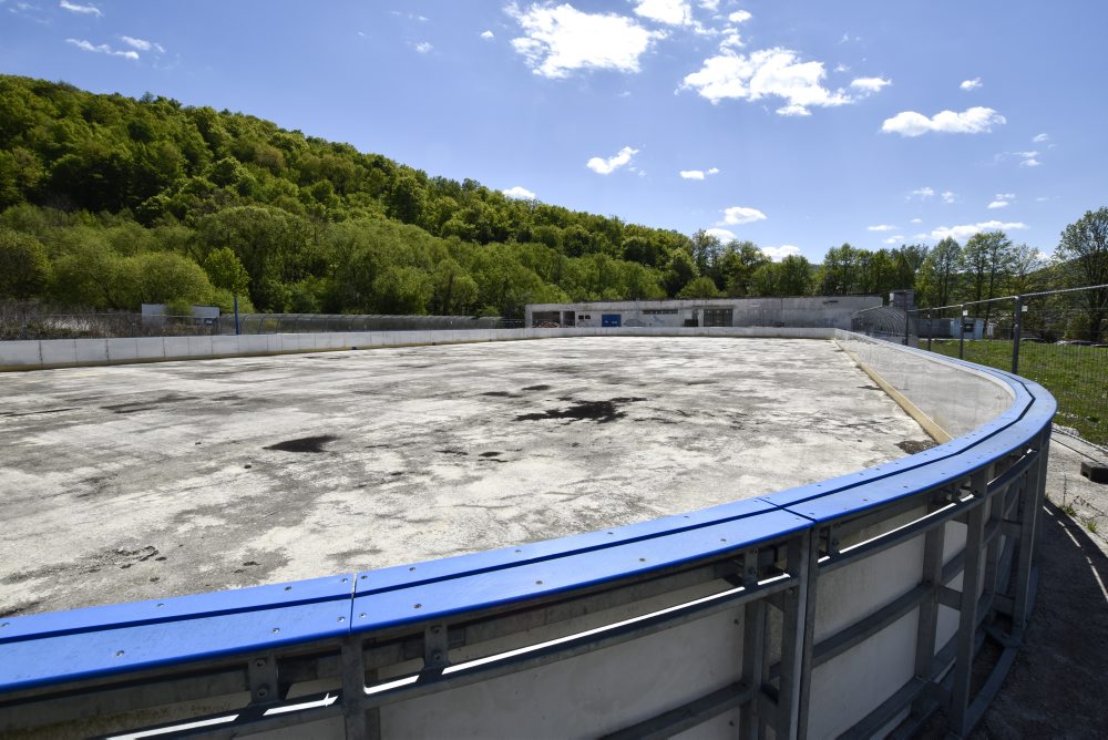 V Revúcej sa začalo s revitalizáciou ľadovej plochy za vyše 610.000 eur