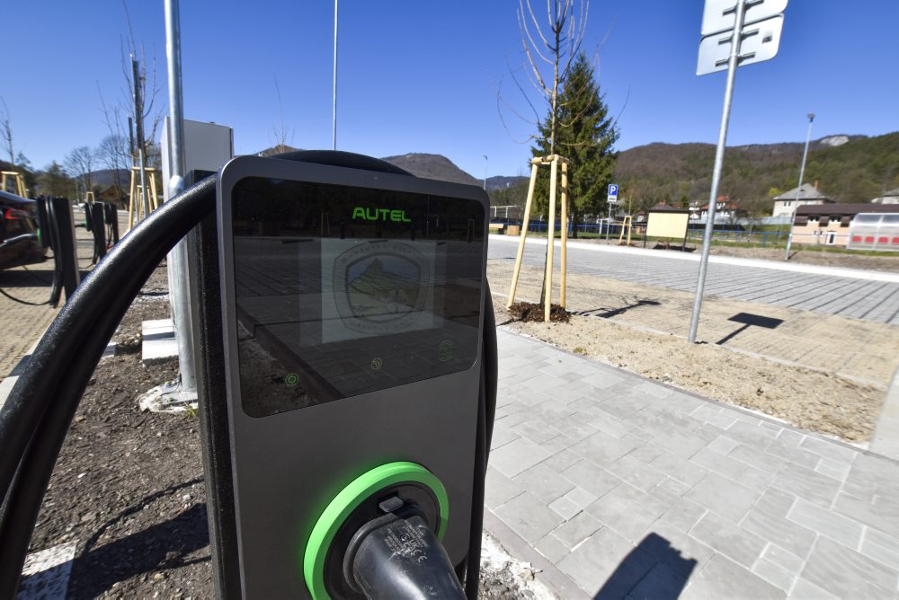 Turizmus:Národný park vybudoval v Muráni nové veľkokapacitné záchytné parkovisko