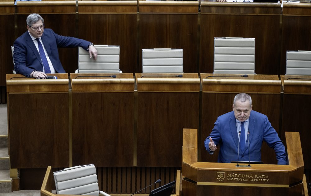 43. schôdza Národnej rady SR