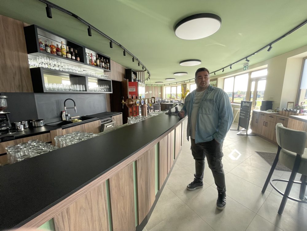 Kanianka otvorila v dome kultúry obecnú reštauráciu, je asi jedinou v krajine