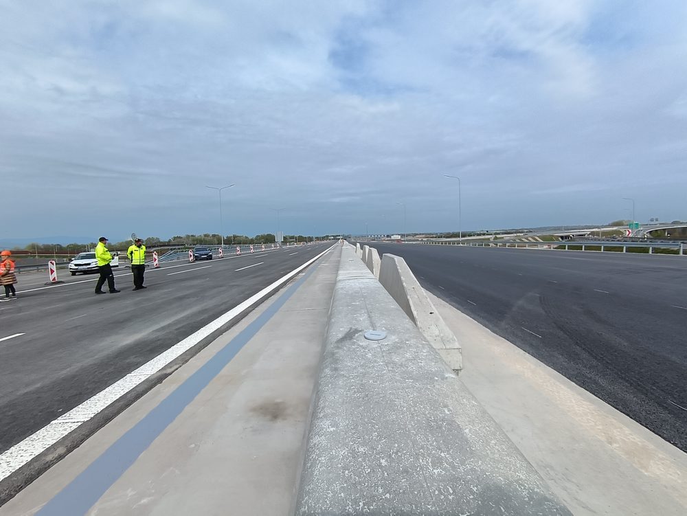 Doprava: Diaľnica D1 v smere do Bratislavy je opäť prejazdná po pôvodnej trase