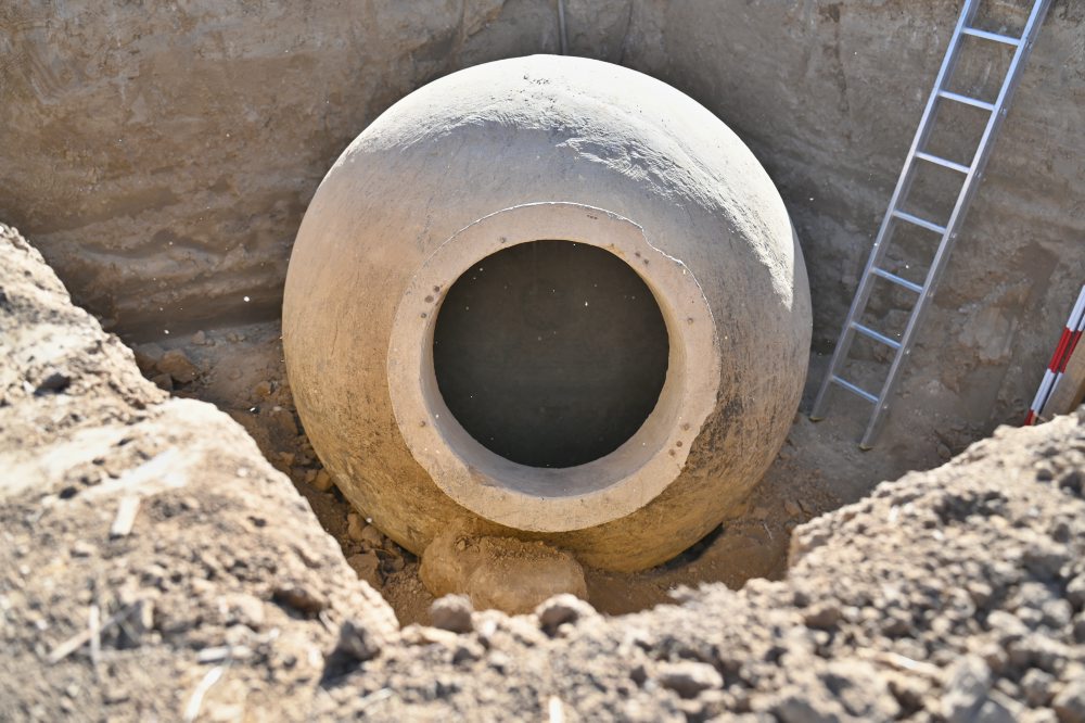 Nález nemeckého železobetónového bunkra Kugelbunker z roku 1945 v Horných Orešanoch 