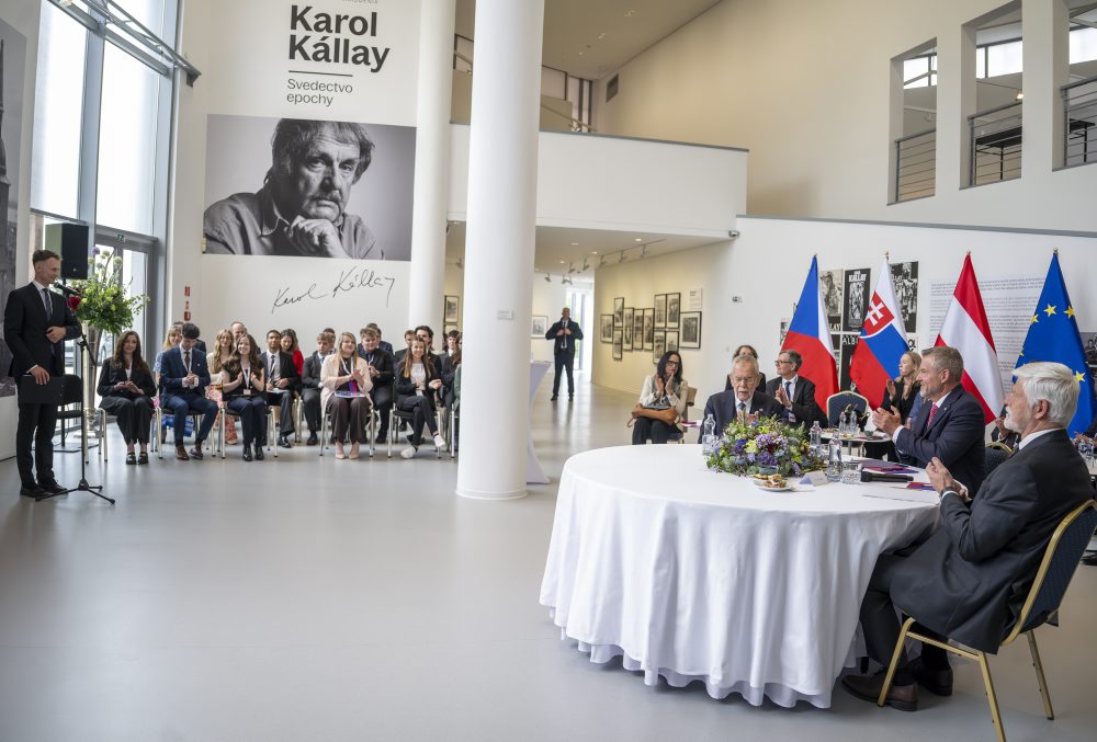 Stretnutie prezidentov krajín Slavkovského formátu v Bratislave  