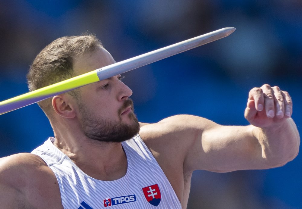 Kvalifikácia v hode oštepom mužov 