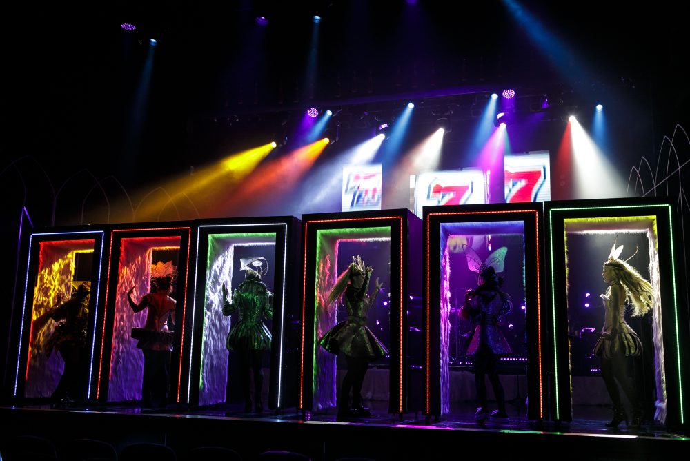 Generálka svetovej muzikálovej šou SIX v Divadle Nová scéna v Bratislave