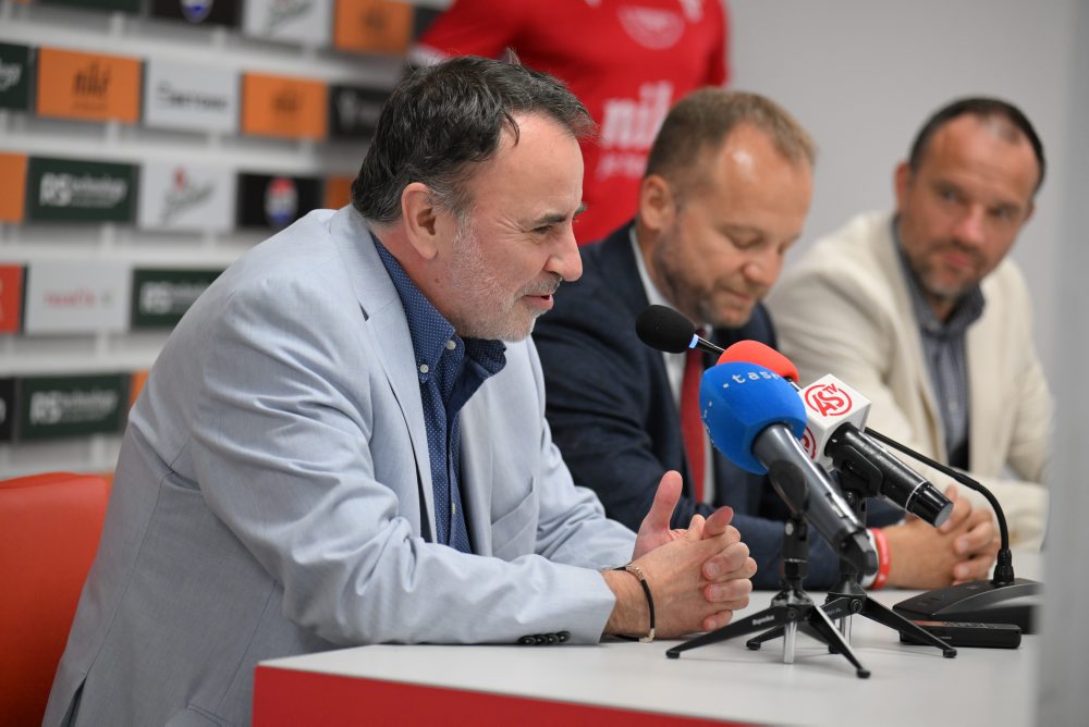 Tlačová konferencia AS Trenčín pred štartom novej sezóny Niké ligy a pri príležitosti predstavenia nového generálneho sponzora