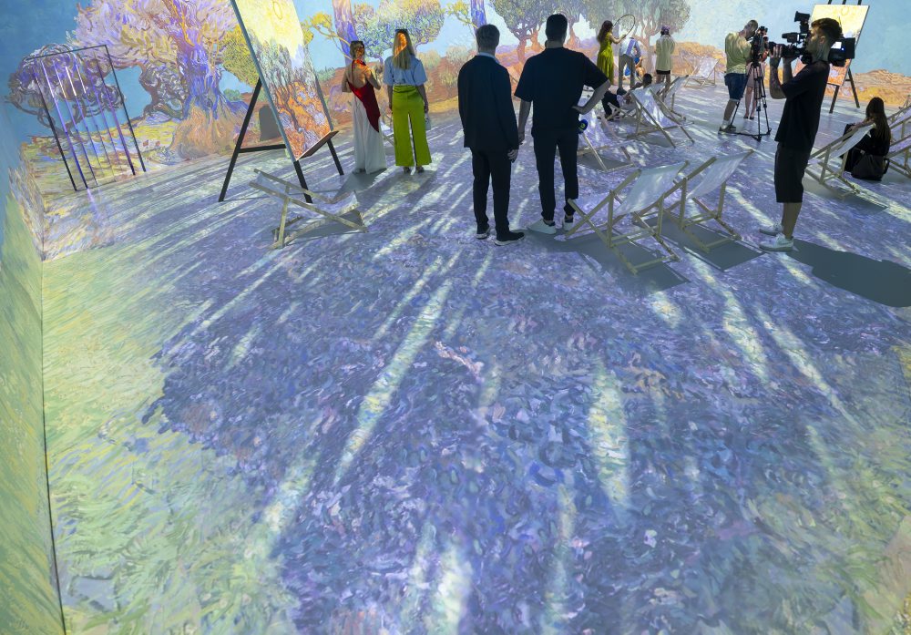 Otvorenie výstavy diel Vincenta van Gogha v Bratislave 