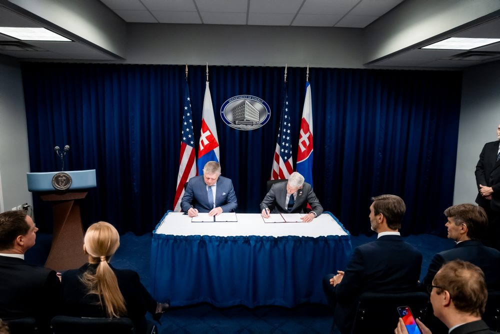 Slovensko a USA podpísali dohodu o spolupráci v oblasti civilnej jadrovej energetiky 