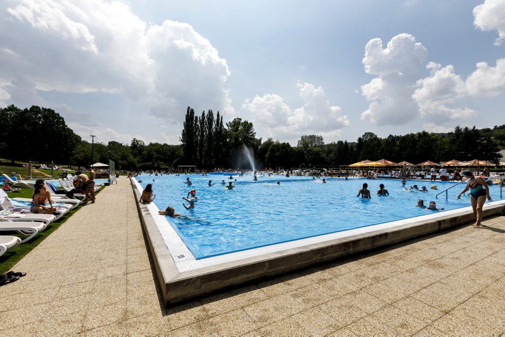 Mestské kúpalisko Rosnička v Bratislave