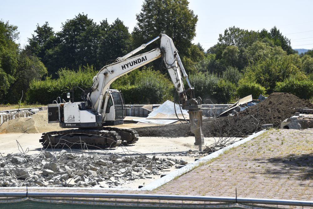 V Tornali po vyše desaťročí otvorili kemping, na kúpalisku budujú nový bazén