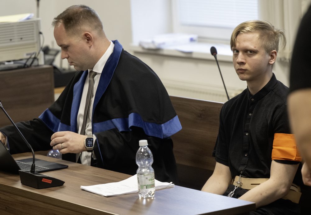 Proces s vrahom Samuelom S., ktorý útočil nožom na gymnáziu v Spišskej Starej Vsi