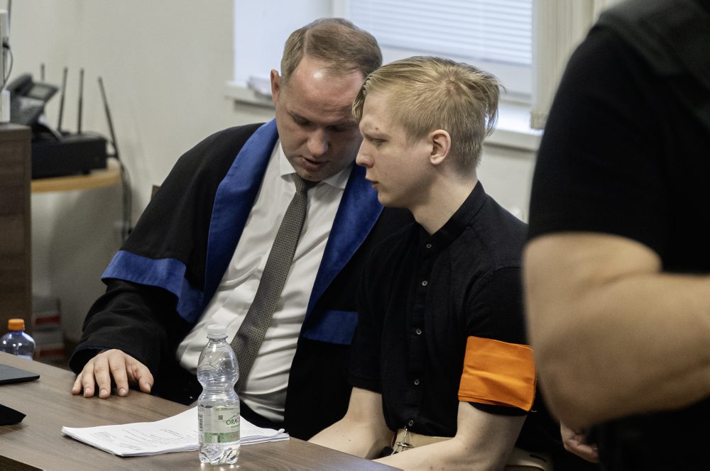 Proces s vrahom Samuelom S., ktorý útočil nožom na gymnáziu v Spišskej Starej Vsi