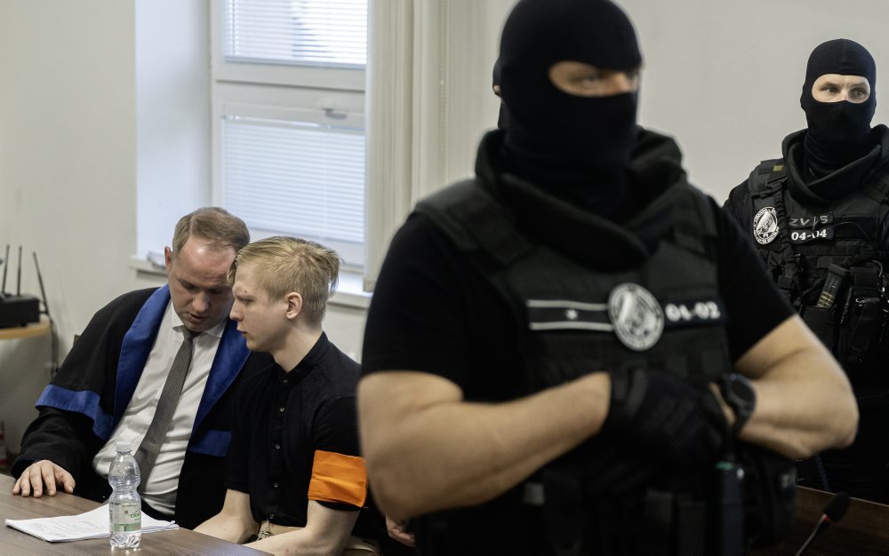 Proces s vrahom Samuelom S., ktorý útočil nožom na gymnáziu v Spišskej Starej Vsi