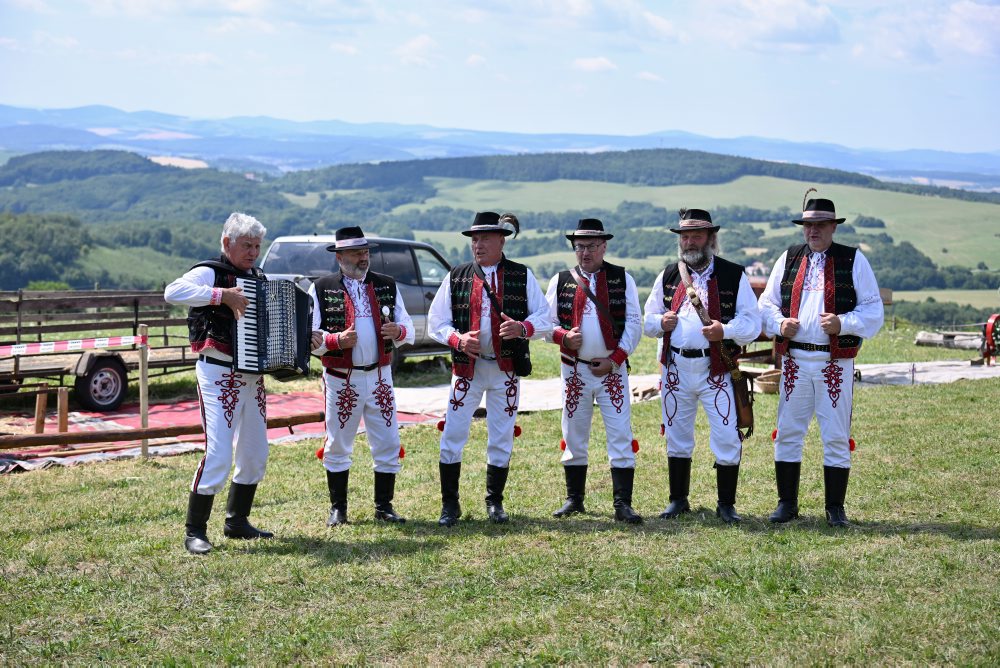 Atmosféra historickej žatvy v Lubine