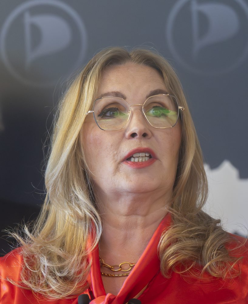 Predsedníčka Pirátskej strany Zuzana Šubová ohlásila kandidatúru na primátorku Bratislavy