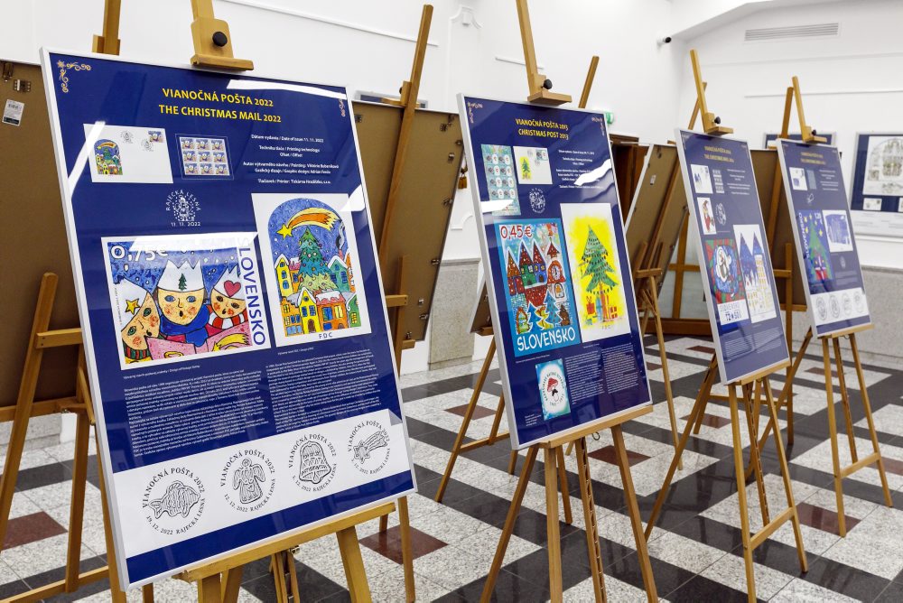 Výstava Vianoce a Vianočná pošta na poštových známkach 