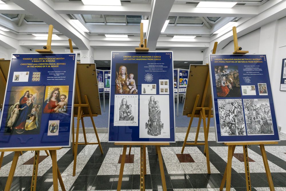 Výstava Vianoce a Vianočná pošta na poštových známkach 