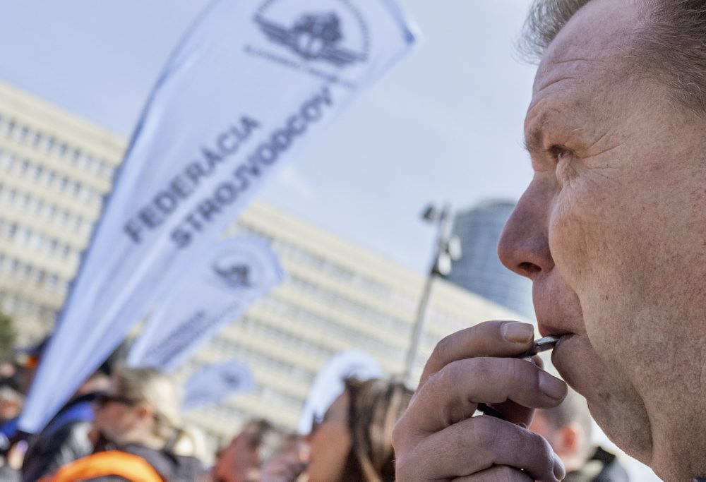 Protestné zhromaždenie Federácie strojvodcov SR