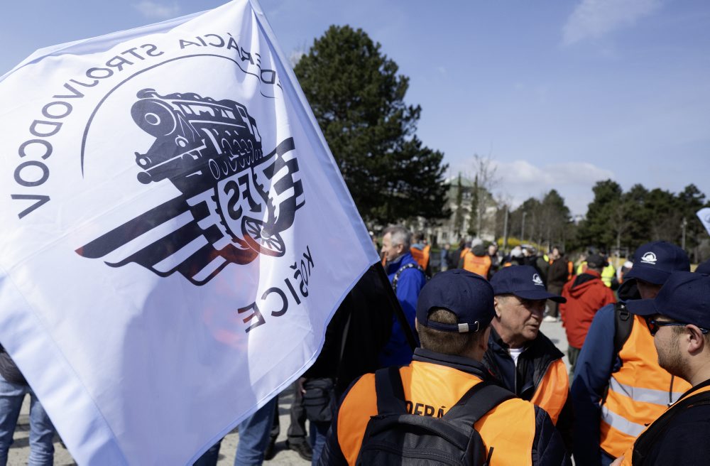 Protestné zhromaždenie Federácie strojvodcov SR