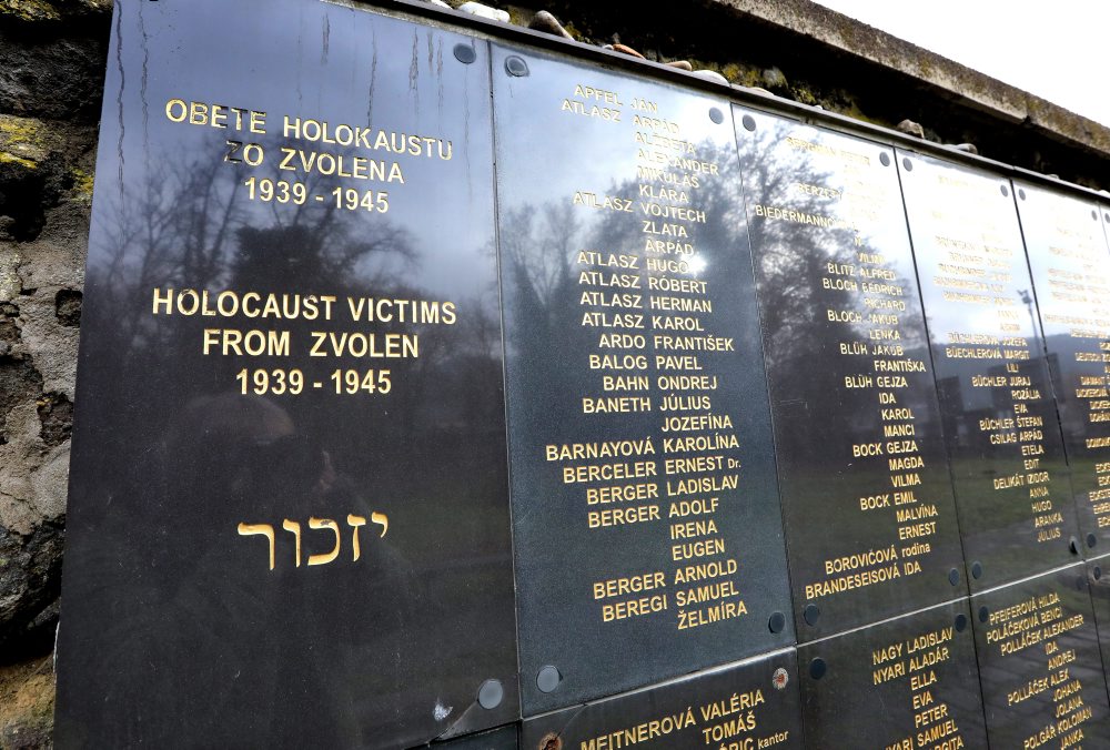 Holokaust Rómov si pripomíname Medzinárodným dňom ľudských práv