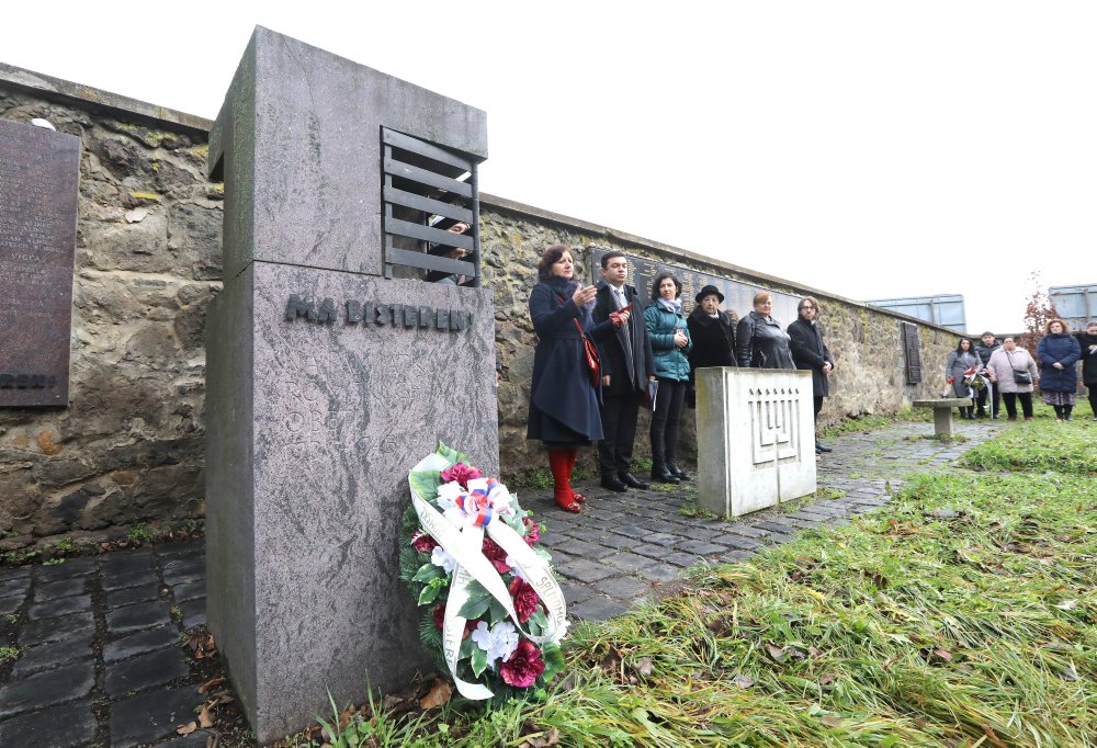 Holokaust Rómov si pripomíname Medzinárodným dňom ľudských práv