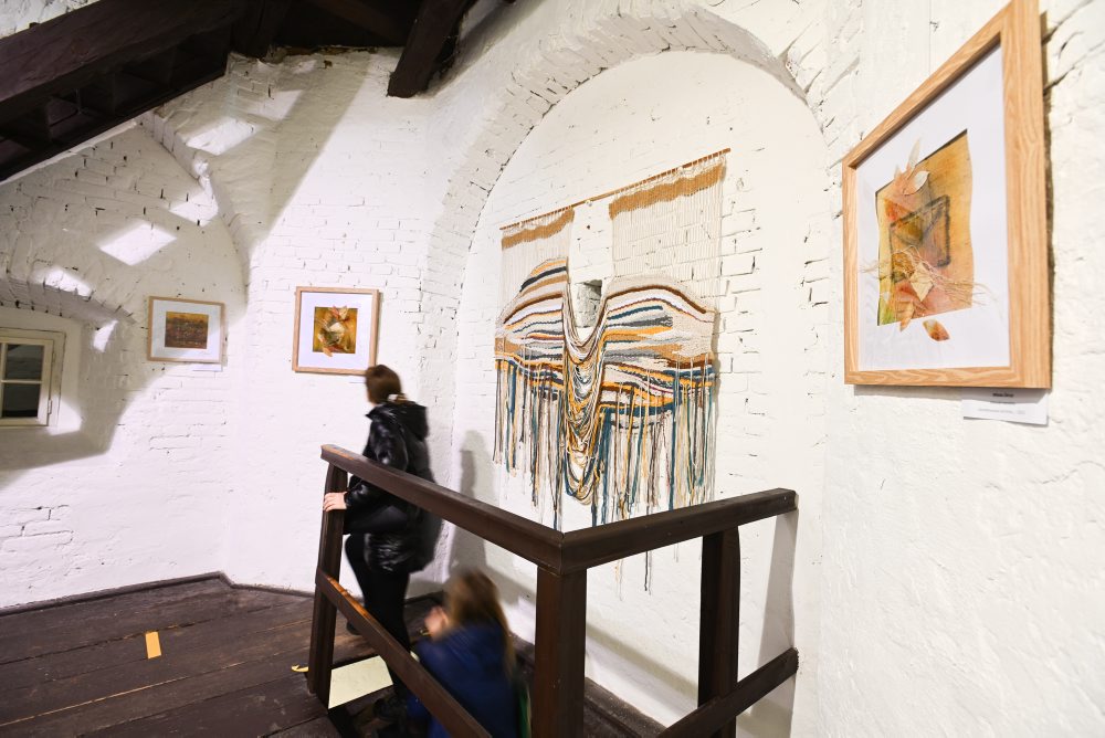 Výstava výtvarníčok v Mestskej veži v Trenčíne