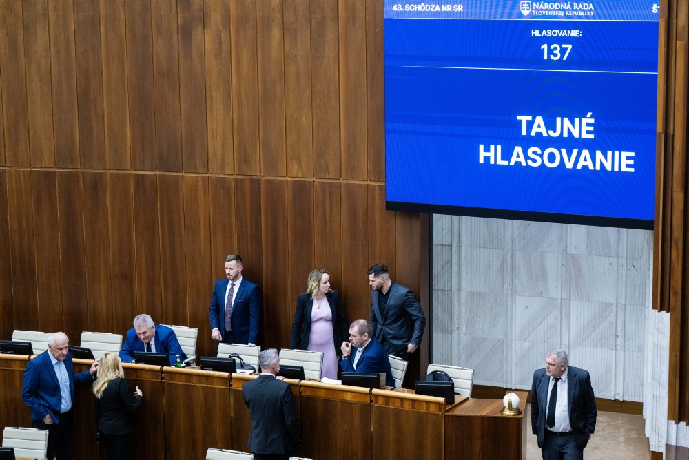 43. schôdza Národnej rady SR