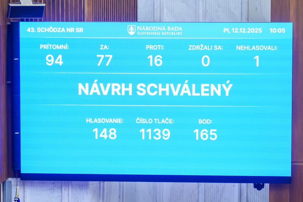 Poslanci prelomili veto a schválili zákon o zmene ÚOO na nový úrad