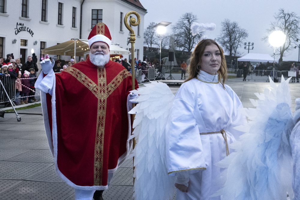 Príchod sv. Mikuláša na Bratislavský hrad