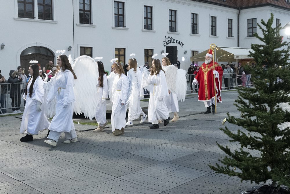 Príchod sv. Mikuláša na Bratislavský hrad