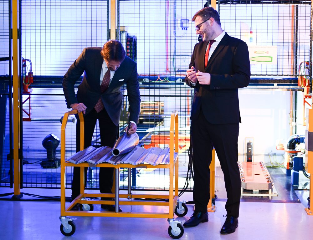 Spustenie automatizovanej linky na plnenie munície 155 mm