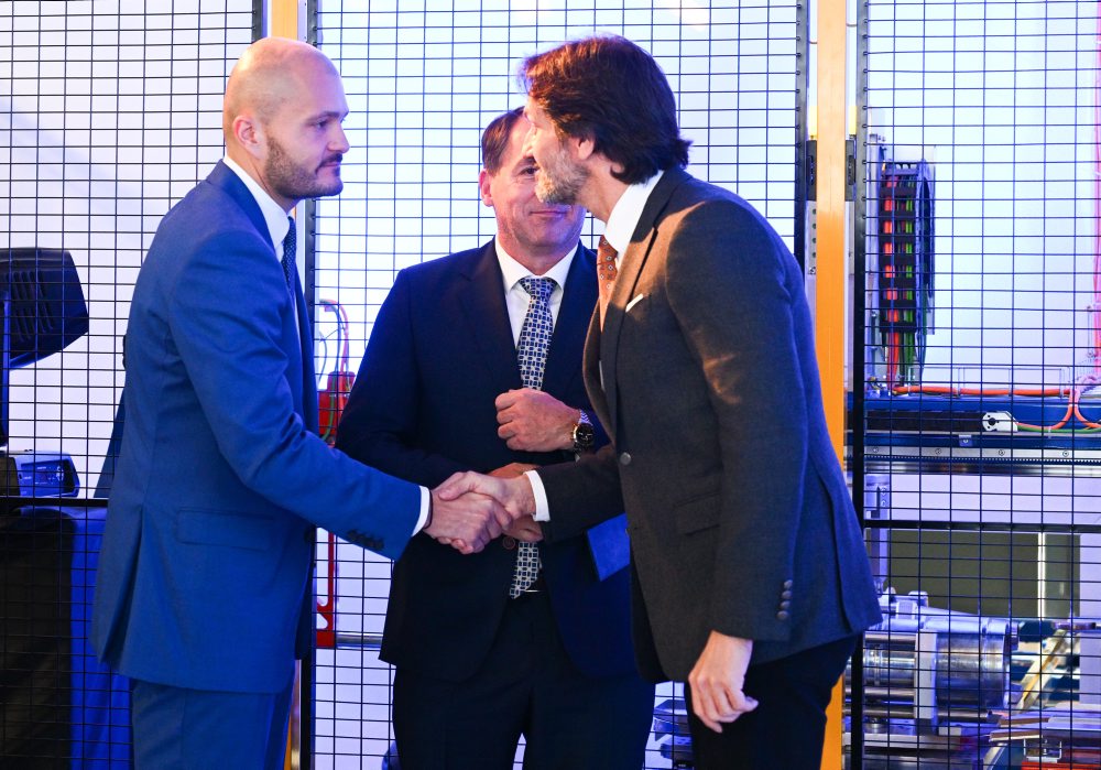 Spustenie automatizovanej linky na plnenie munície 155 mm