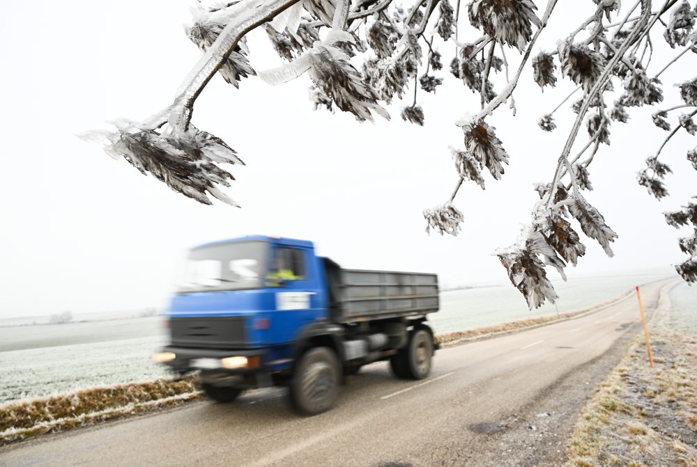 Mrazivý deň na kopaniciach