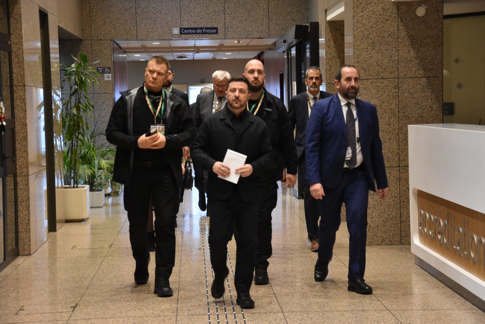 Tlačová konferencia ukrajinského prezidenta Volodymyra Zelenského po stretnutí s lídrami EÚ 