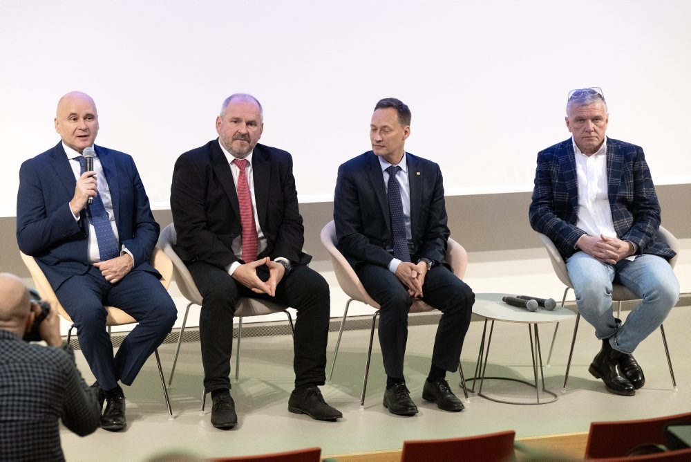 Tlačová konferencia Zväzu slovenských filatelistov na tému Slovensko ako usporiadateľská krajina pre Svetovú výstavu známok Slovphilex 2027