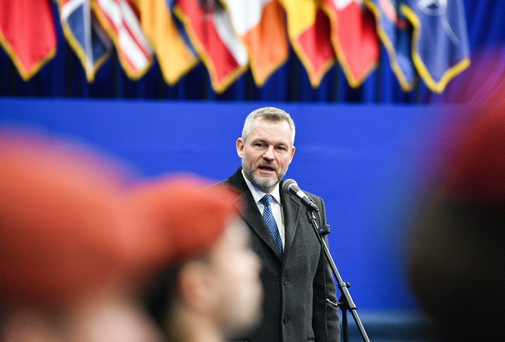 PREZIDENT: Návšteva vojakov KFOR v Kosove