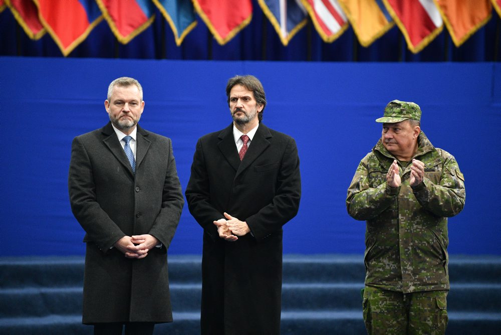 PREZIDENT: Návšteva vojakov KFOR v Kosove