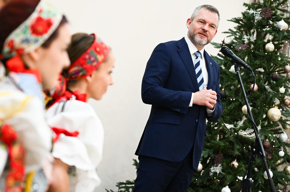 Prezident SR Peter Pellegrini so srbským prezidentom Aleksandarom Vučićom na návšteve slovenskej komunity v Srbsku