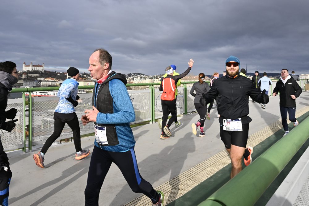 34. ročník Silvestrovského behu cez mosty v Bratislave 